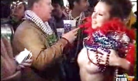 انگشت بلند, ناپدید شدن در مهبل خیس