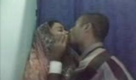 زن و شوهر از آسیایی عاشقانه در دفتر