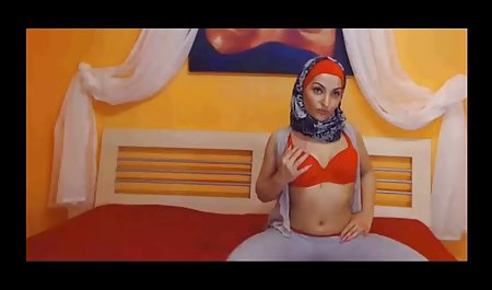 دکتر پدر آلت تناسلی پسر را بررسی کرد و او را در دفتر خود ضرب دیده است