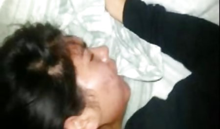 جوجه شیطان بمکد دیک و طول می کشد اسپرم به دهان او