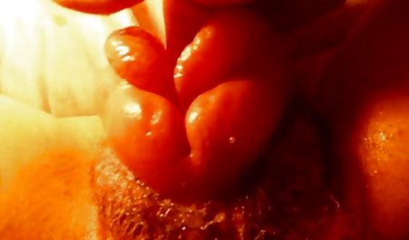باعث می شود تمام بدن ماساژ صابون به یک مرد