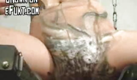 باریک, دخترک معصوم, زن سبک و جلف و سپس مکیده دیک و گسترش پاها